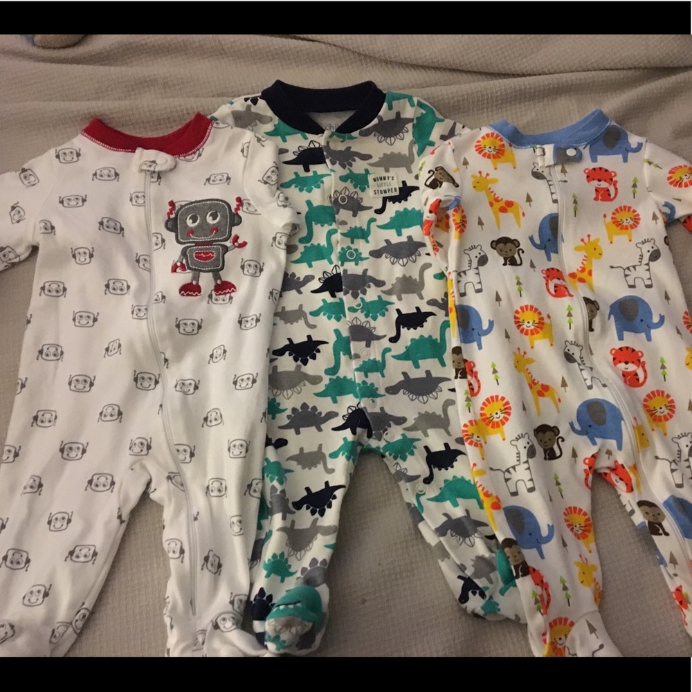 Footed pajamas bundle